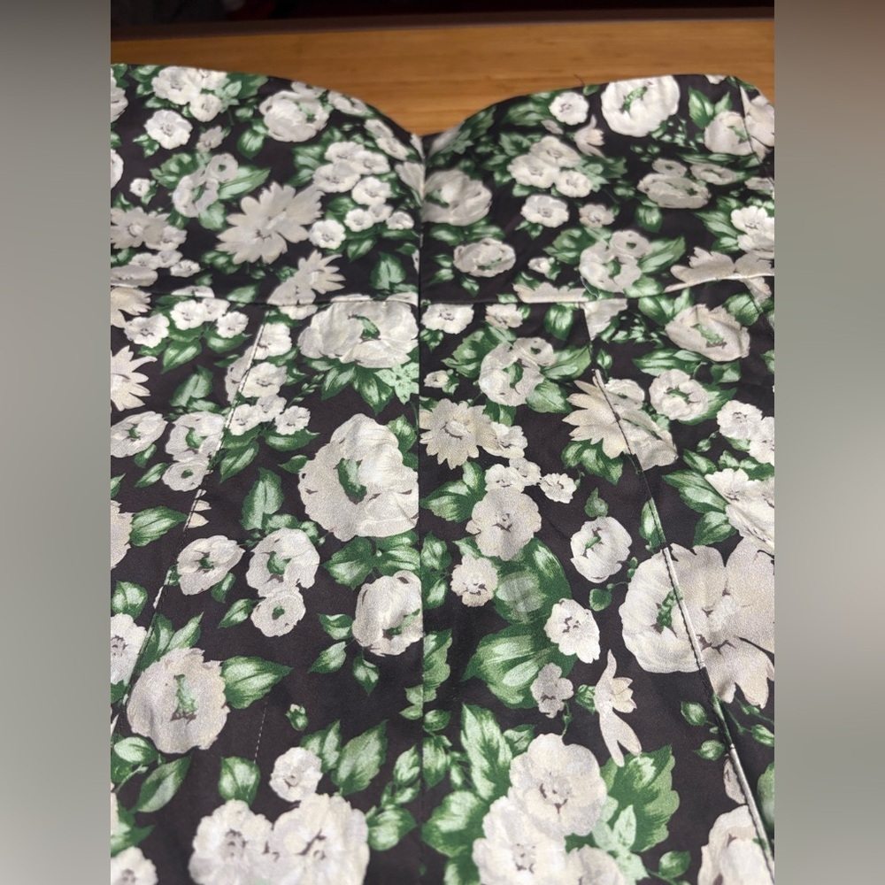 NWT Tuckernuck- Bouvardia Branch Marnie Top. Size S - Picture 9 of 12
